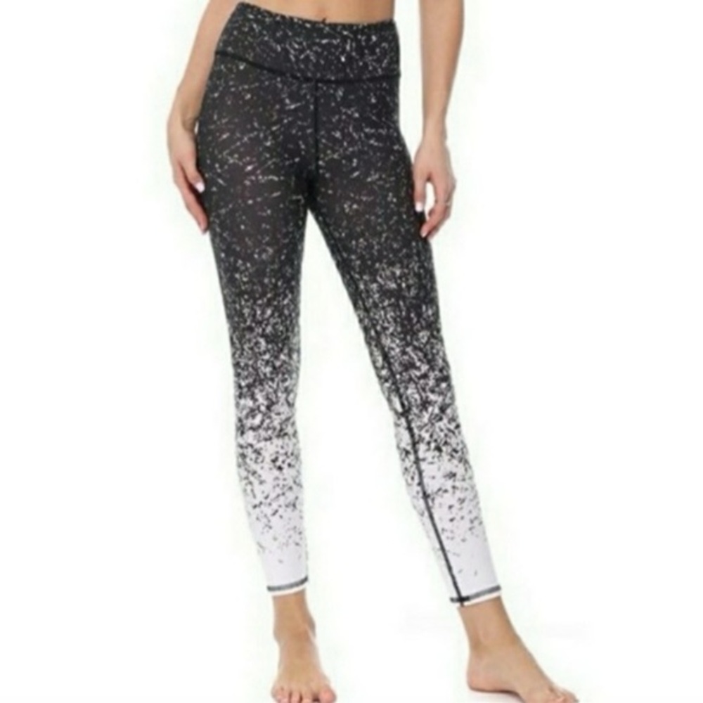 Evolution & Creation 7/8 Black‎ and White Ombre Leggings Size Medium